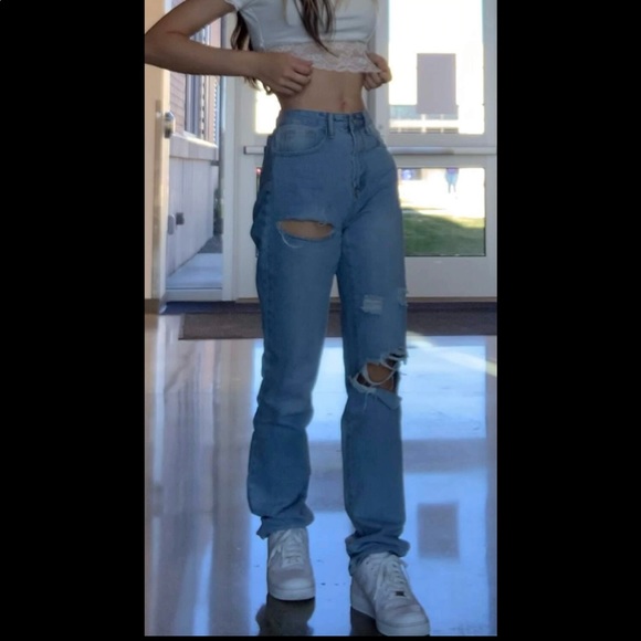 Womens high waisted light wash ripped boyfriend denim jeans new without tags - Picture 12 of 12